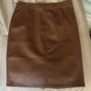 Faux leather brown skirt… never worn w/tag